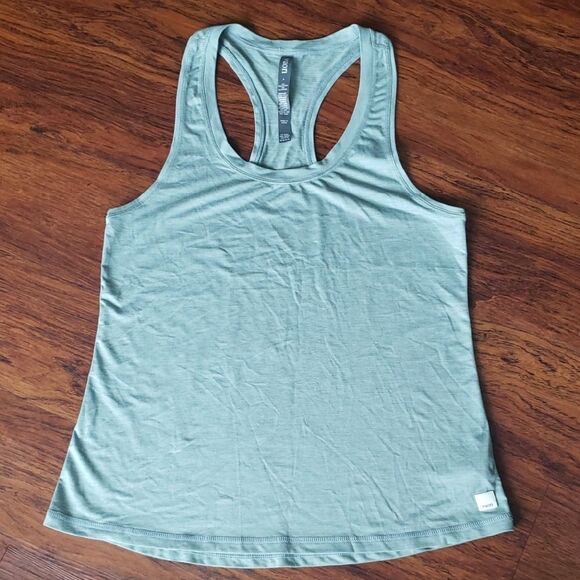 Vuori Tops - Vuori Sage Green Athleisure Chic Whimsical Edgy Casual Workout Lounge Size Large